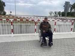 Barierki przy spadzie do Kanału