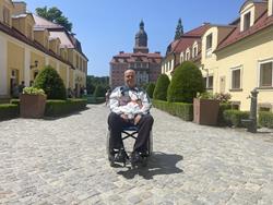 Przed Zamkiem Książ